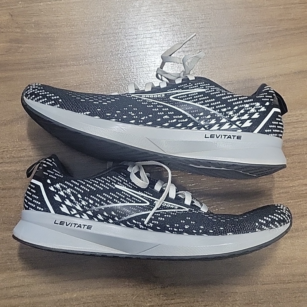 Brooks Levitate 5 Road Running Black Shoes Womens-Size 10 - Picture 8 of 17